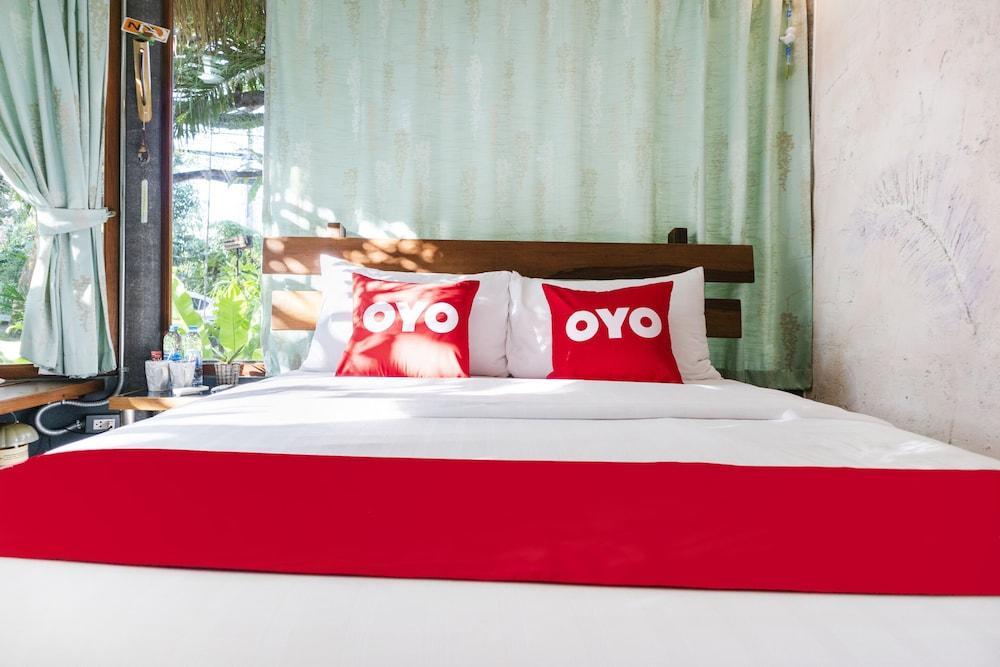 Cafe'@Luv22 Hotel Phuket Exterior photo