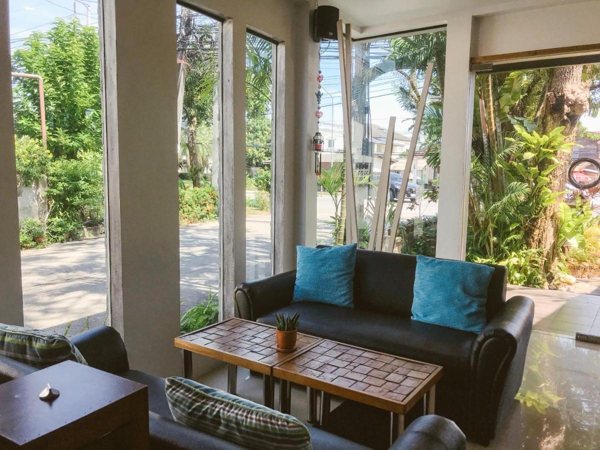 Cafe'@Luv22 Hotel Phuket Exterior photo
