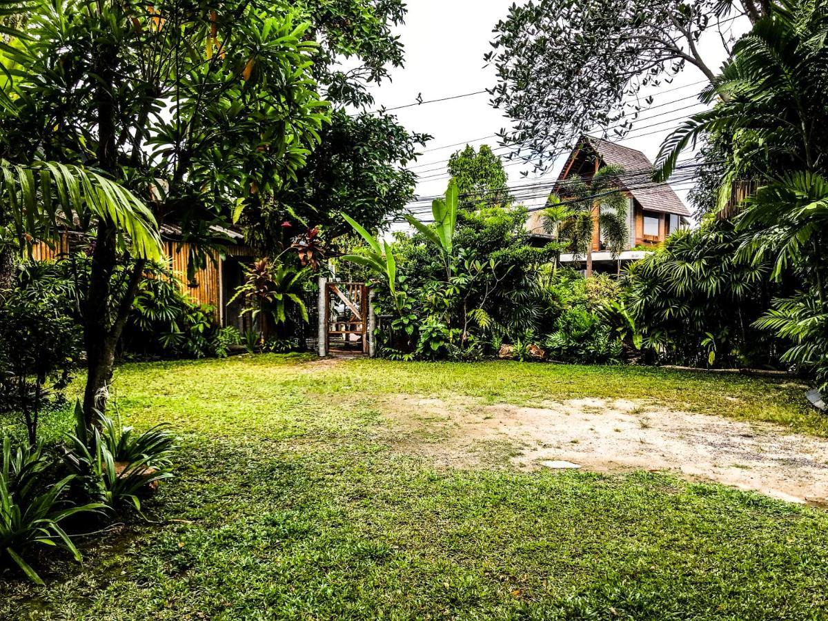 Cafe'@Luv22 Hotel Phuket Exterior photo